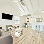 La Jolla Beach Retreat Casita